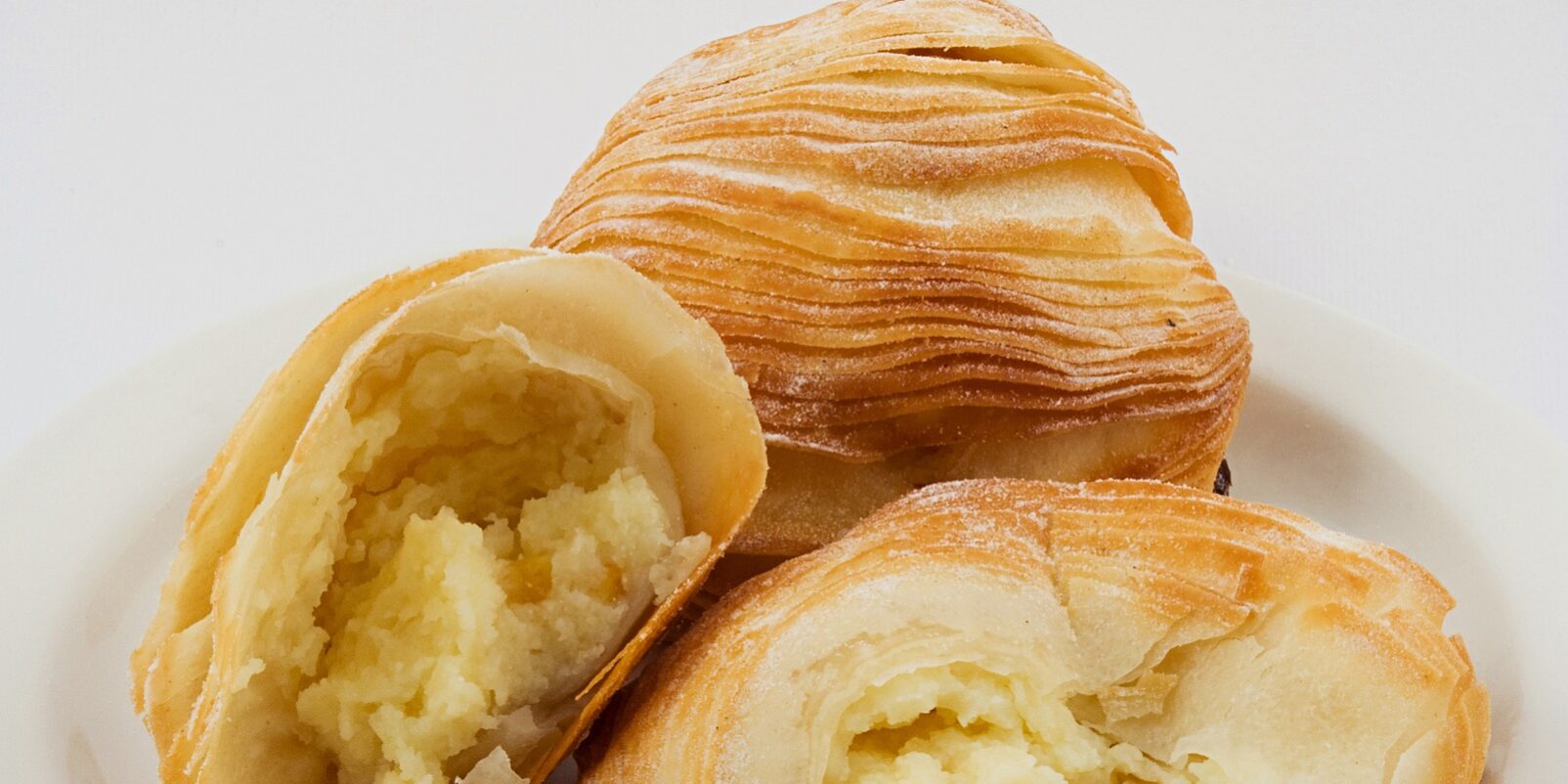 sfogliatella napoletana sfogliatella napoletana