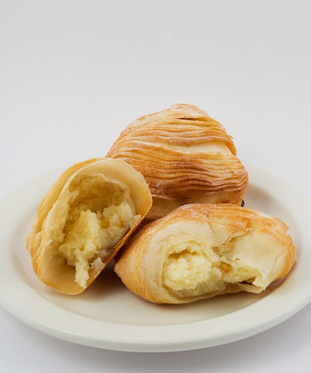 sfogliatella napoletana sfogliatella napoletana